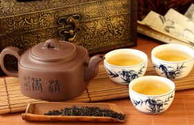 用紫砂壶泡茶注意这五点，让茶更香壶更润