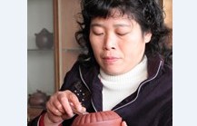 李美玲紫砂壶大师简介-紫砂国家级助理工艺美术师