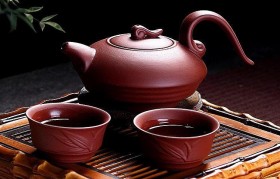 紫砂壶和盖碗泡茶,为什么味道不一样