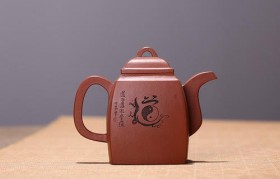 范越峰紫砂壶大师简介-紫砂工艺美术师