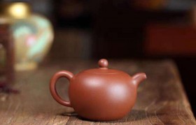 什么样的紫砂壶适合泡普洱茶？