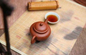 紫砂壶适宜泡什么茶，根据壶型选才最重要（全是干货）