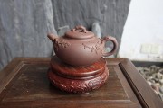 紫砂壶与茶：红茶用什么泥的紫砂壶？