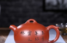 你还在拿紫砂壶茶垢当宝贝吗？