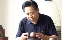 沈汉生紫砂壶大师简介-紫砂研究员级高级工艺美术师