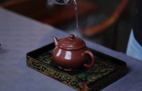 “挂水”法能鉴别紫砂壶的好坏吗？