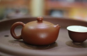 不同形状紫砂壶泡茶有讲究