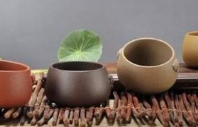 紫砂杯泡茶喝有什么好处？为什么要用紫砂杯泡茶喝