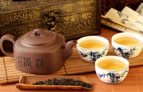 紫砂壶泡茶如何掌握投茶量？