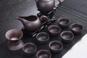 一套货真价实的紫砂壶茶具多少钱？