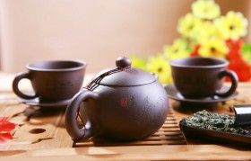 如何用紫砂壶泡绿茶？