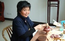 刘蓉萍紫砂壶大师简介-紫砂国家级高级工艺美术师