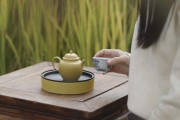 正确持紫砂壶倒茶的手势你知道吗？