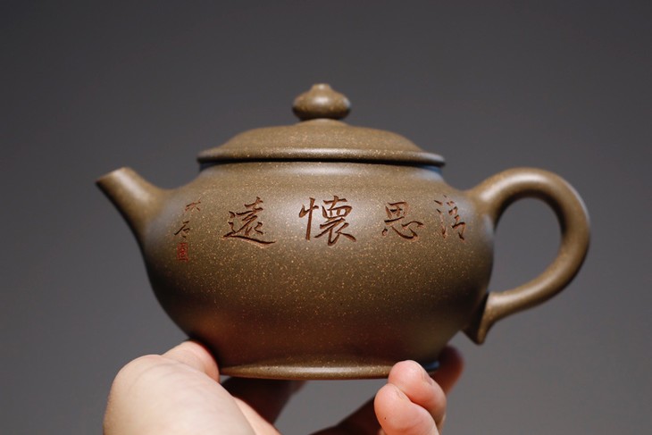 原矿紫砂壶原矿青段宫灯280cc作者：徐俊（全手）  5