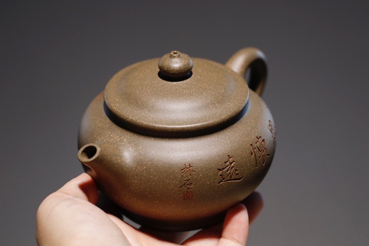原矿紫砂壶原矿青段宫灯280cc作者：徐俊（全手）  8