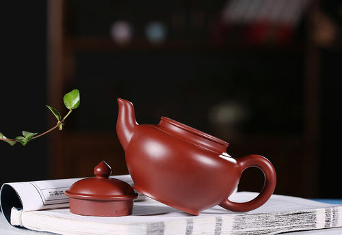 红茶用什么泥料的紫砂壶泡最好？  3