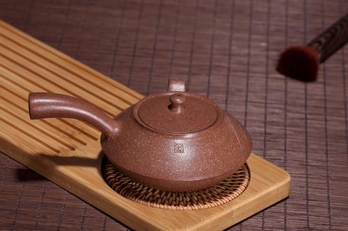 紫砂壶与茶：乌龙茶用什么紫砂壶好  3