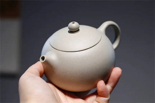 原矿紫砂壶羊脂白泥西施220cc作者：王伟（全手）  9
