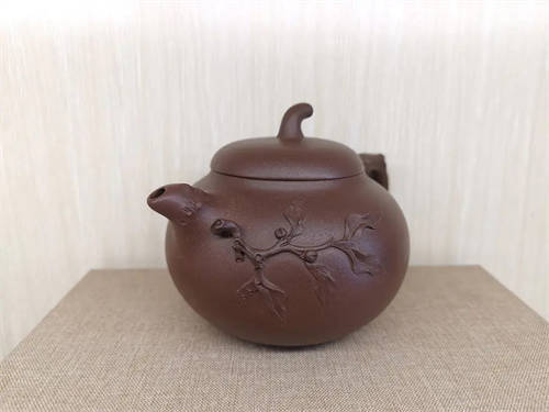 原矿紫砂壶紫泥茄段桃叶350cc作者：丁亦琴 国家级工艺美术师（半手）  11