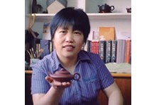 牟锦芬紫砂壶大师简介-紫砂研究员级高级工艺美术师