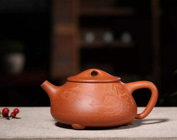  紫砂壶可以泡养在茶汤里吗？
