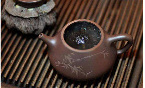 一个人需要准备几把紫砂壶喝茶？