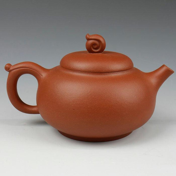  泡红茶用什么泥料的紫砂壶比较好？