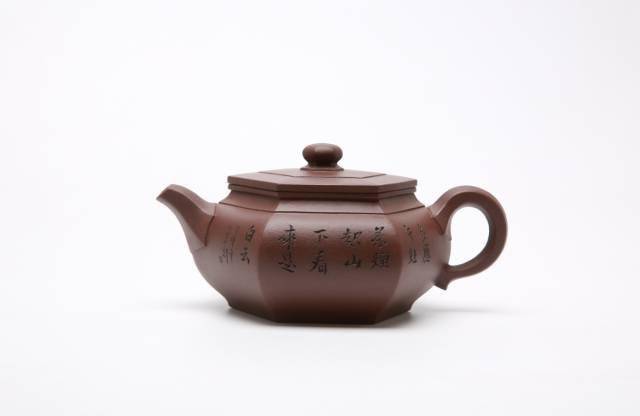 紫砂壶和盖碗泡茶有什么区别