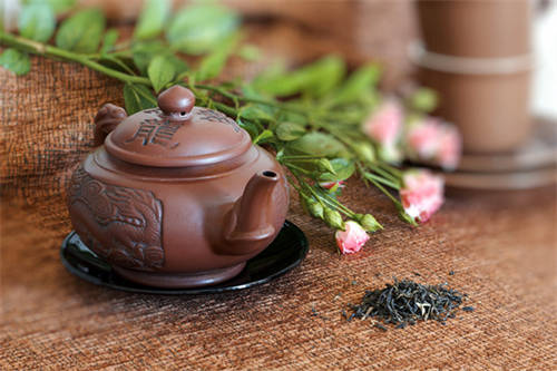 用紫砂壶喝茶，如何养生