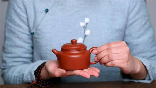淋茶汤对紫砂包浆有没有好处