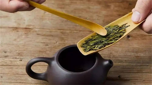 不同种类的绿茶可以用同一只紫砂壶吗  3