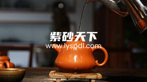 紫砂壶可以用水垢清洗剂洗吗  1