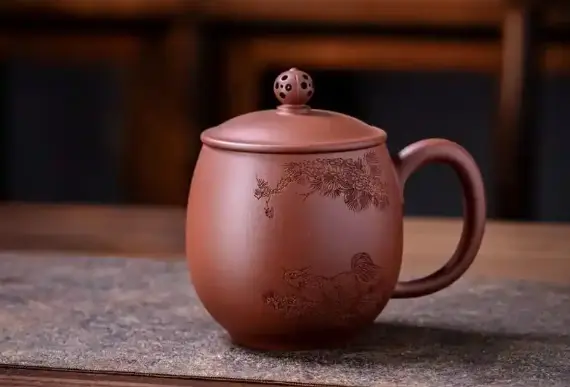 一百多元的紫砂盖杯是真的吗  1